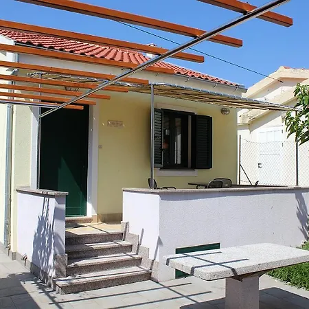 Jasminka Apartment Poljana (Ugljan)